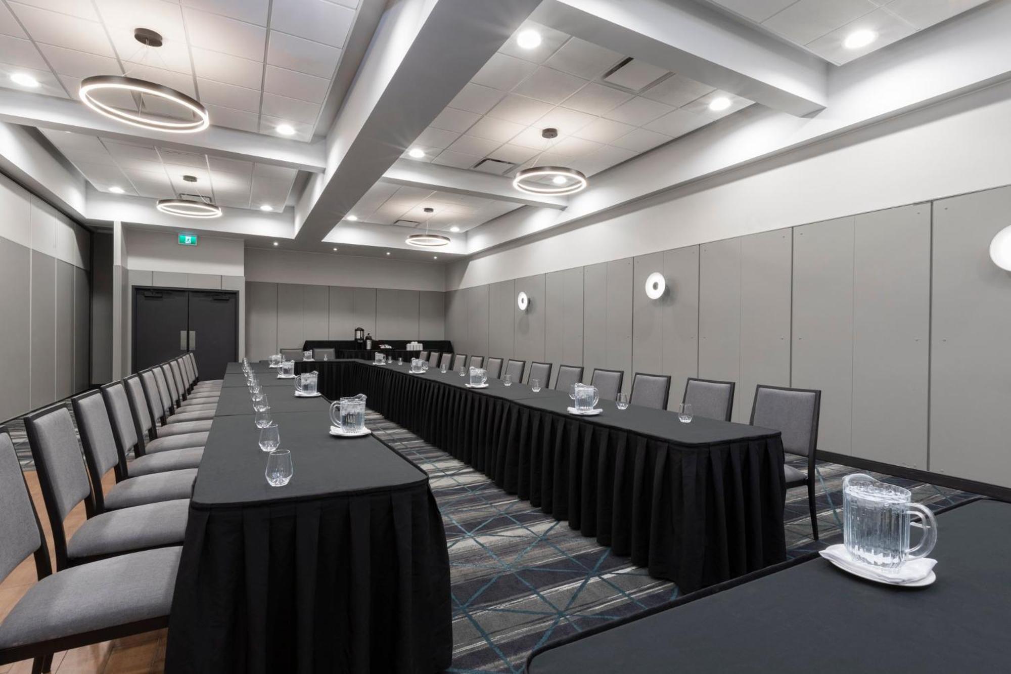Holiday Inn St-Jean-Sur-Richelieu Congres By Ihg Saint-Jean-sur-Richelieu Exterior foto
